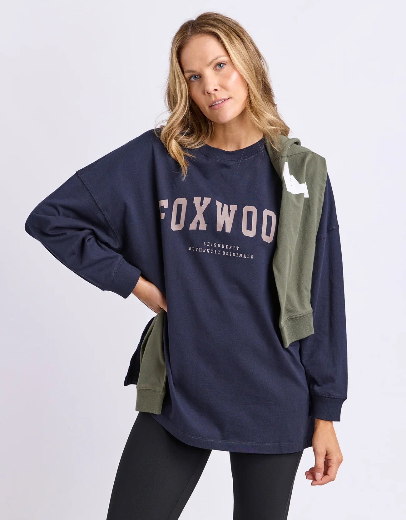 Foxwood Interval Tee - Navy/Latte