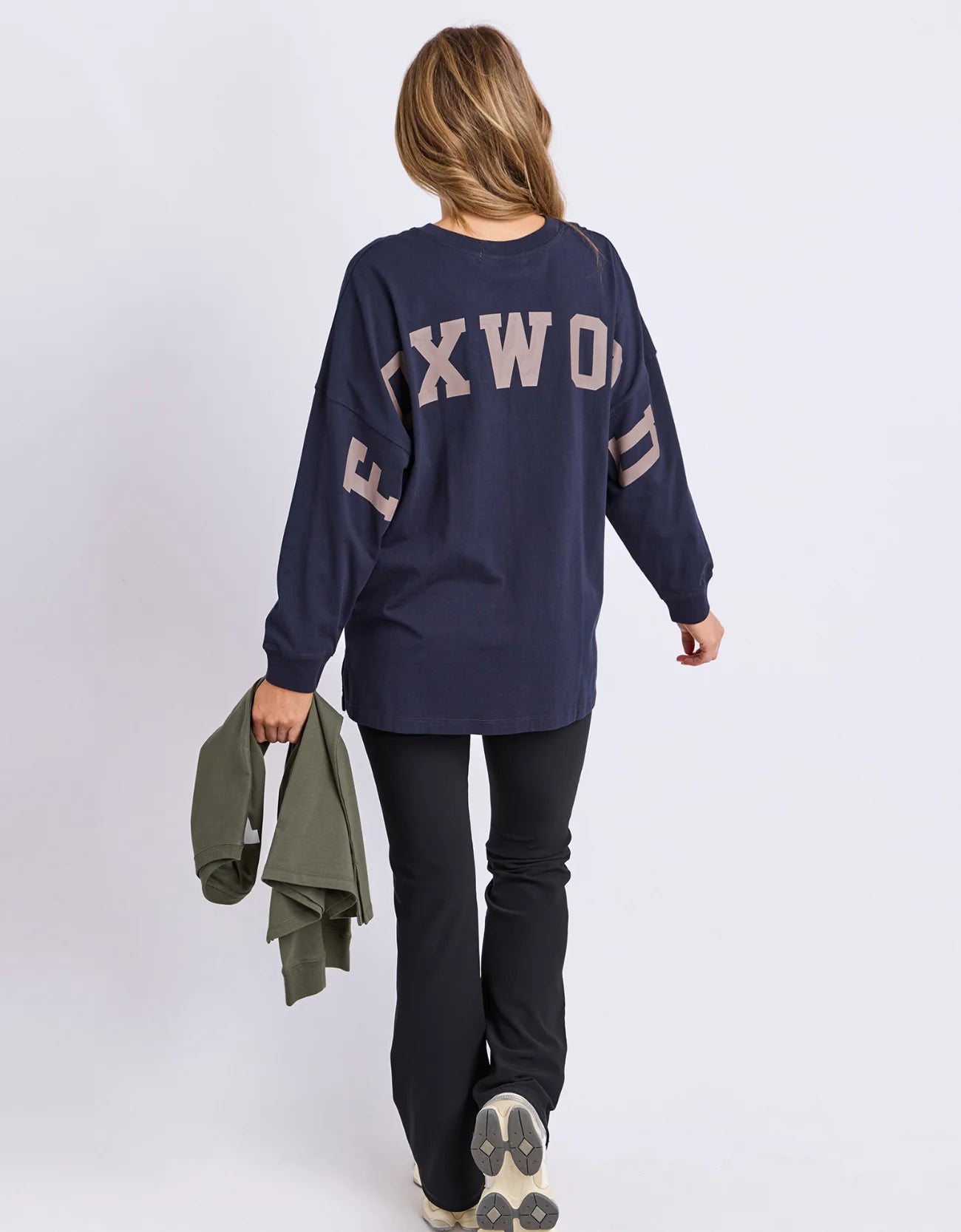 Foxwood Interval Tee - Navy/Latte