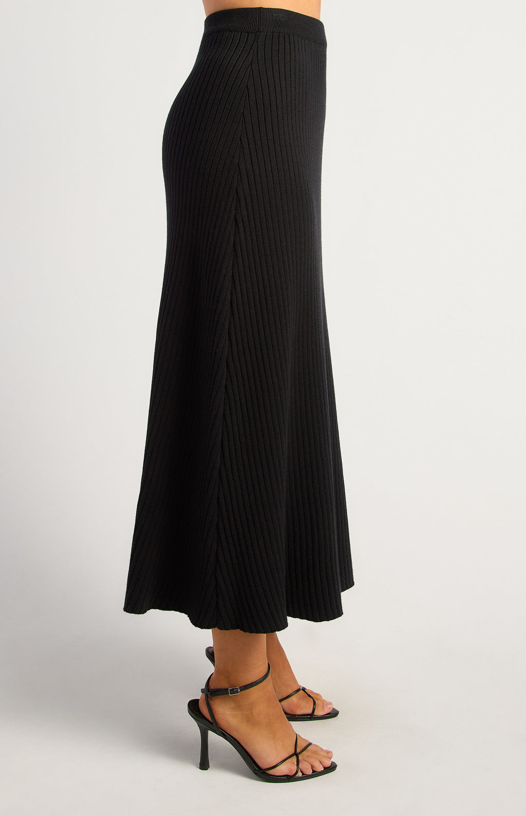 Elara Knit Midi Skirt