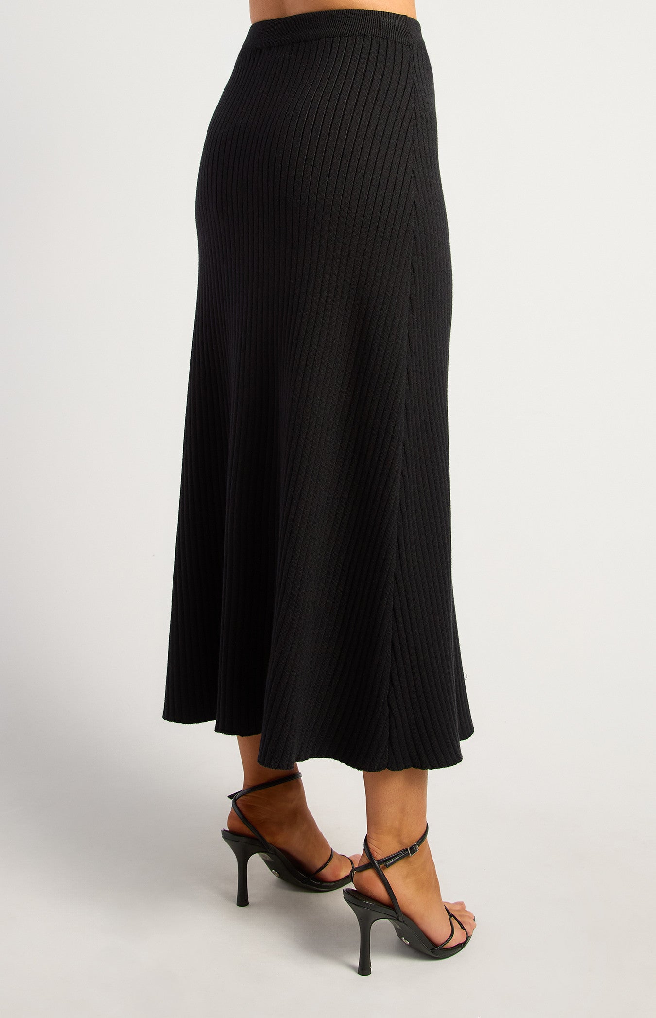 Elara Knit Midi Skirt